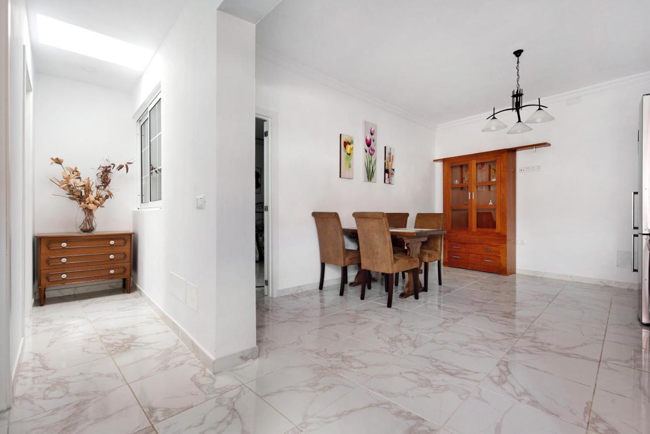 Casa Auxilia Villa Araya  Exteriör bild